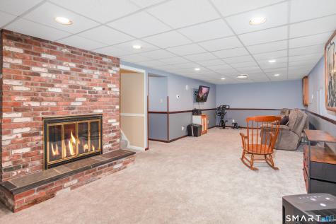 19 Surrey Lane Branford CT 06405
