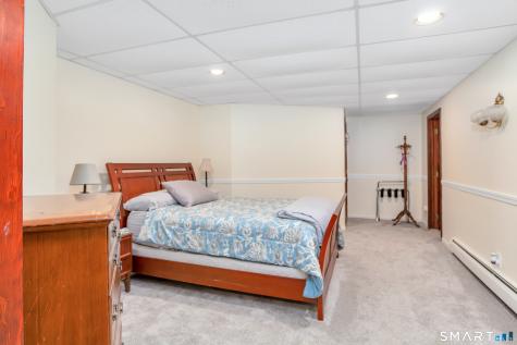 19 Surrey Lane Branford CT 06405
