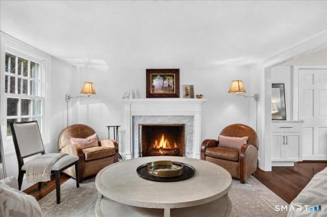 28 River Road Essex CT 06426