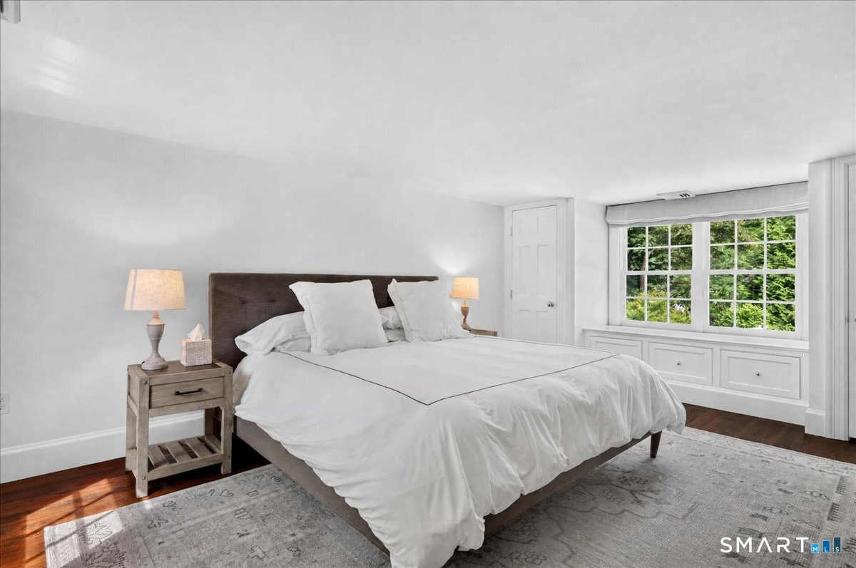 28 River Road Essex CT 06426