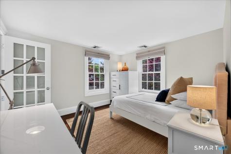 28 River Road Essex CT 06426