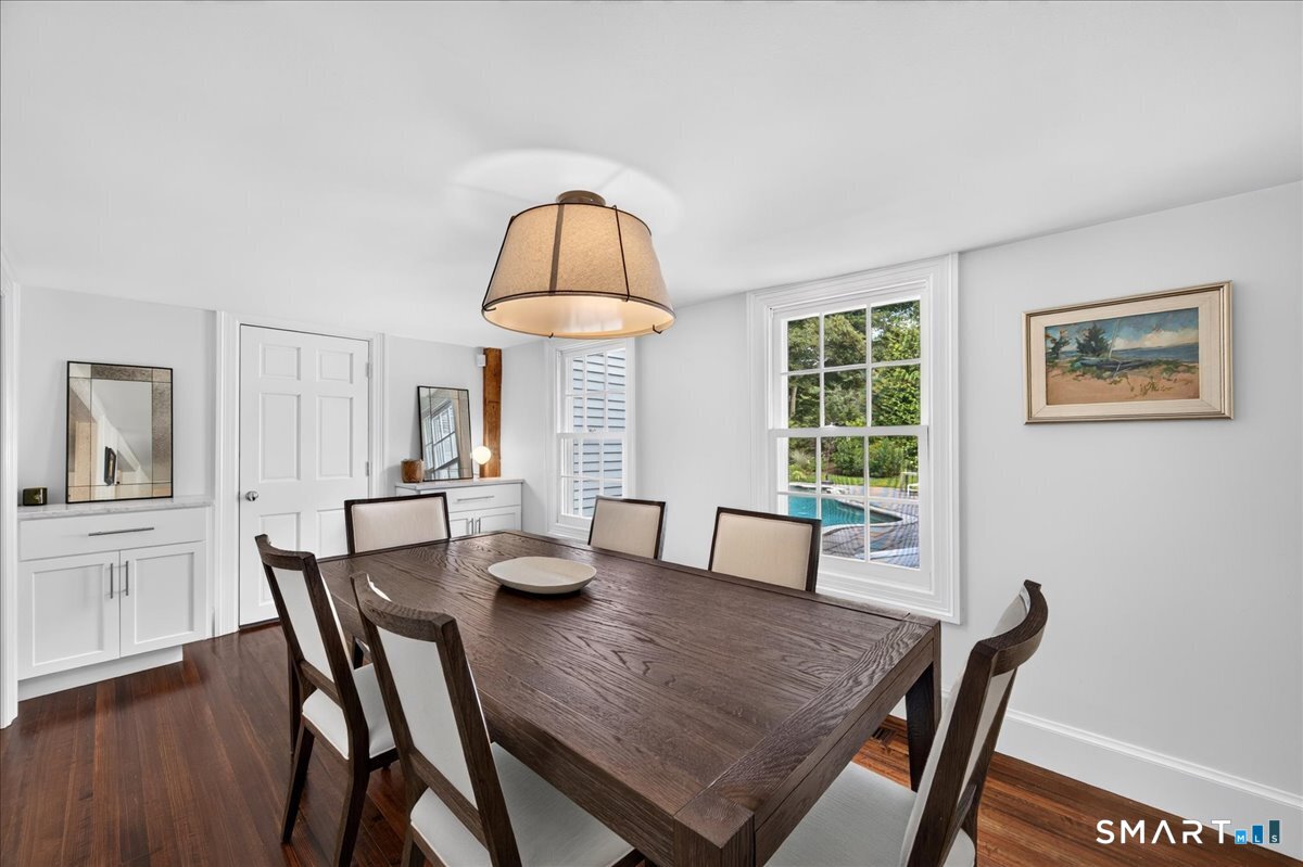 28 River Road Essex CT 06426