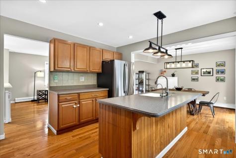 10 Scenic Road Madison CT 06443