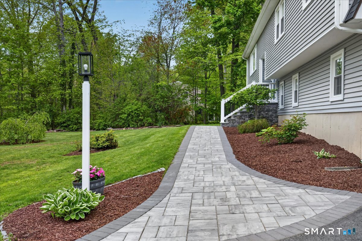 10 Scenic Road Madison CT 06443