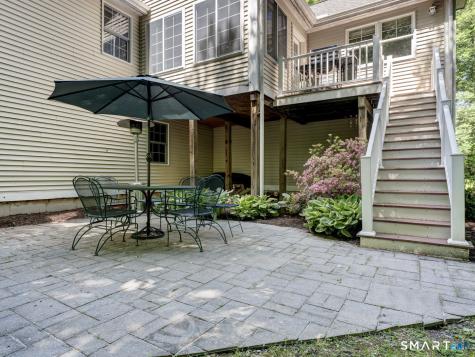 35 Woodsedge Court Berlin CT 06037