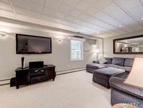 35 Woodsedge Court Berlin CT 06037
