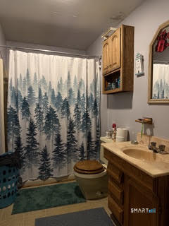 68 Oronoque Trail Shelton CT 06484