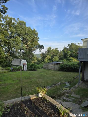 68 Oronoque Trail Shelton CT 06484