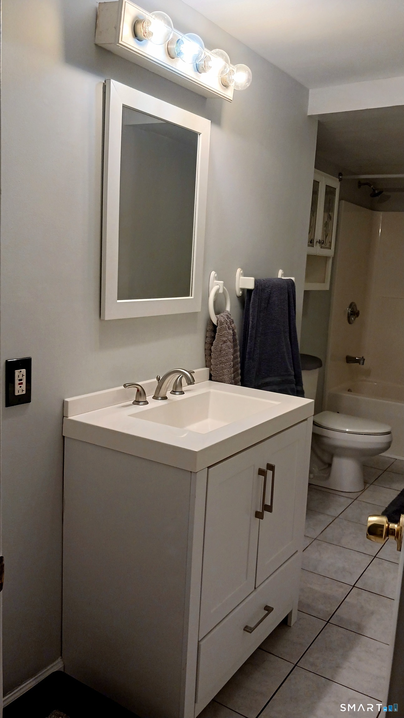 68 Oronoque Trail Shelton CT 06484