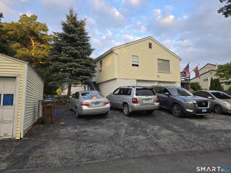 68 Oronoque Trail Shelton CT 06484