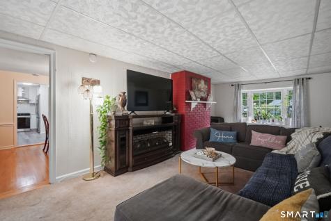 91 Forest Drive Wethersfield CT 06109