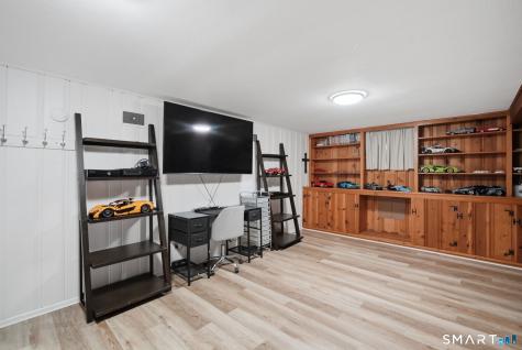 91 Forest Drive Wethersfield CT 06109