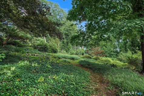 24 Mallard Point Road Essex CT 06426