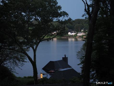 24 Mallard Point Road Essex CT 06426