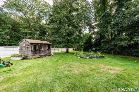 41 Rainbow Court Hamden CT 06514