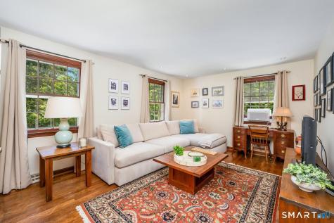 56 Chipmunk Lane Wilton CT 06897