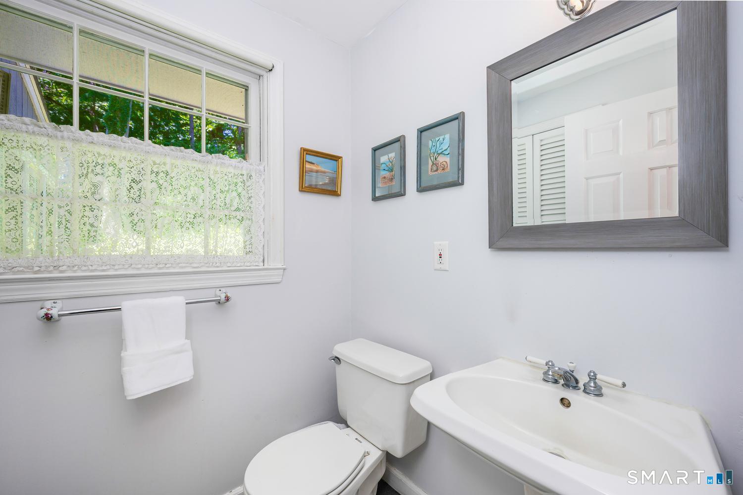 56 Chipmunk Lane Wilton CT 06897