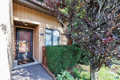 426 Asbury Ridge Shelton CT 06484