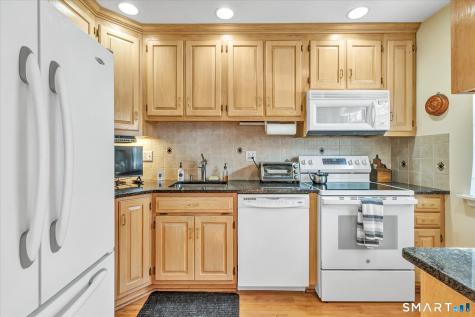 426 Asbury Ridge Shelton CT 06484
