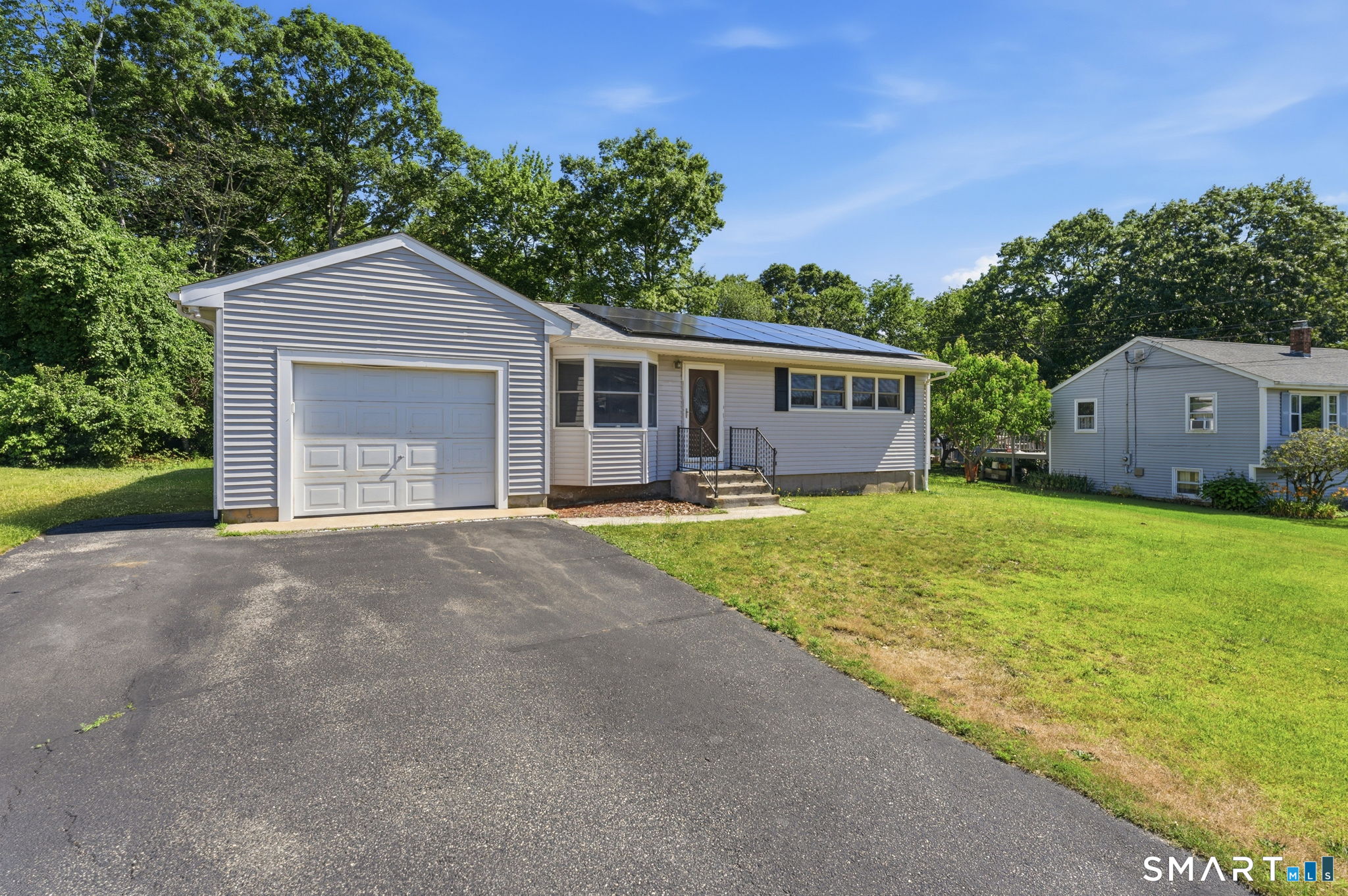 289 Indigo Street Groton CT 06355