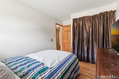289 Indigo Street Groton CT 06355