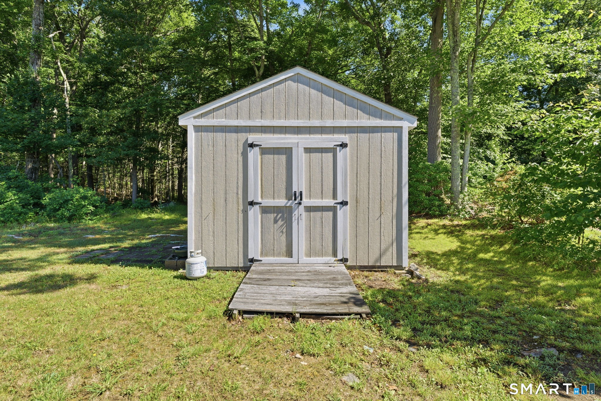 289 Indigo Street Groton CT 06355