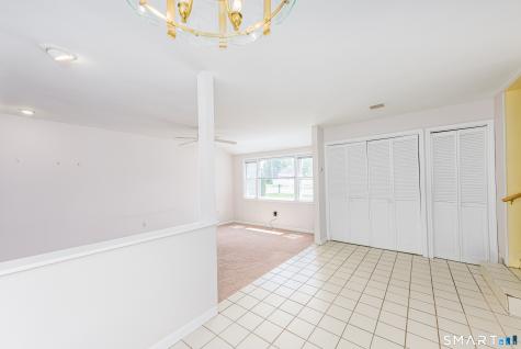 26 Macarthur Road North Haven CT 06473