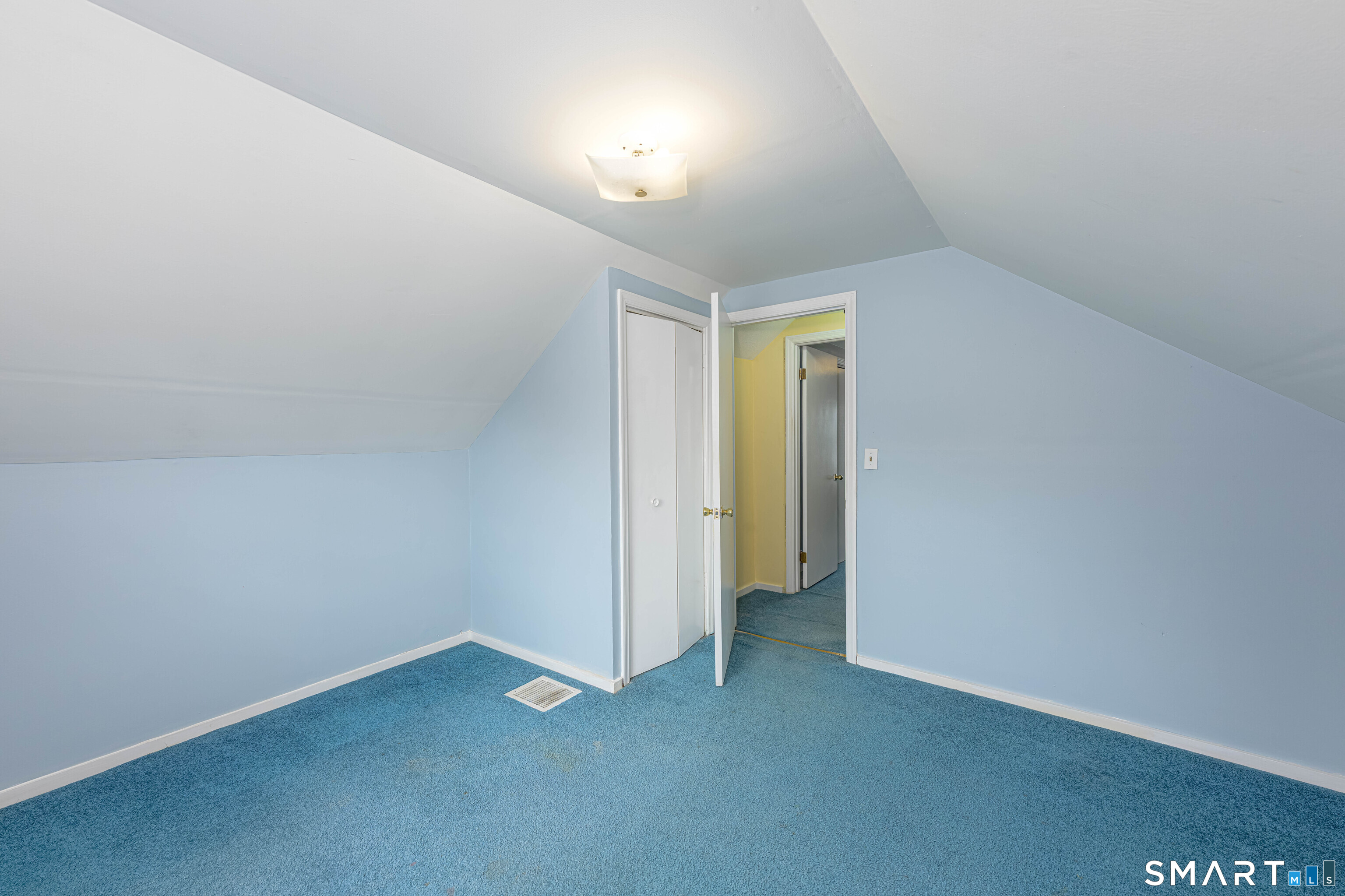 26 Macarthur Road North Haven CT 06473