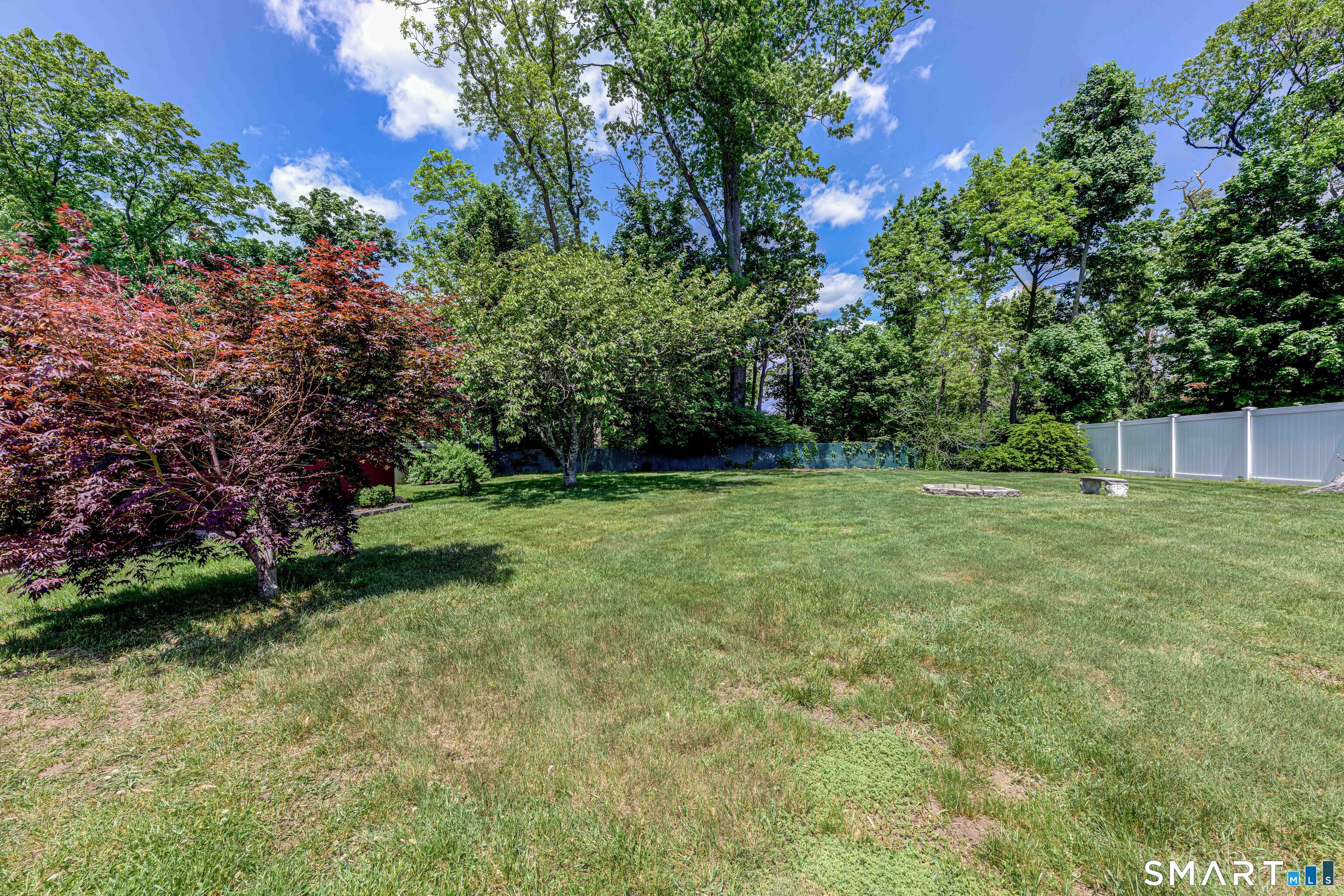 26 Macarthur Road North Haven CT 06473