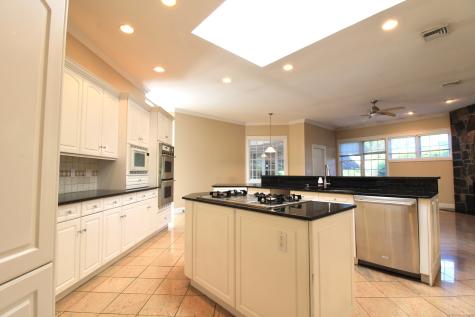 11 Pheasant Ridge Road Newtown CT 06470
