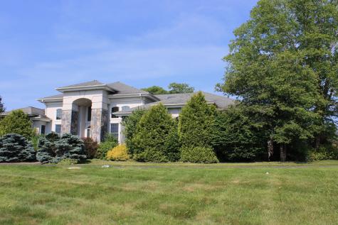 11 Pheasant Ridge Road Newtown CT 06470