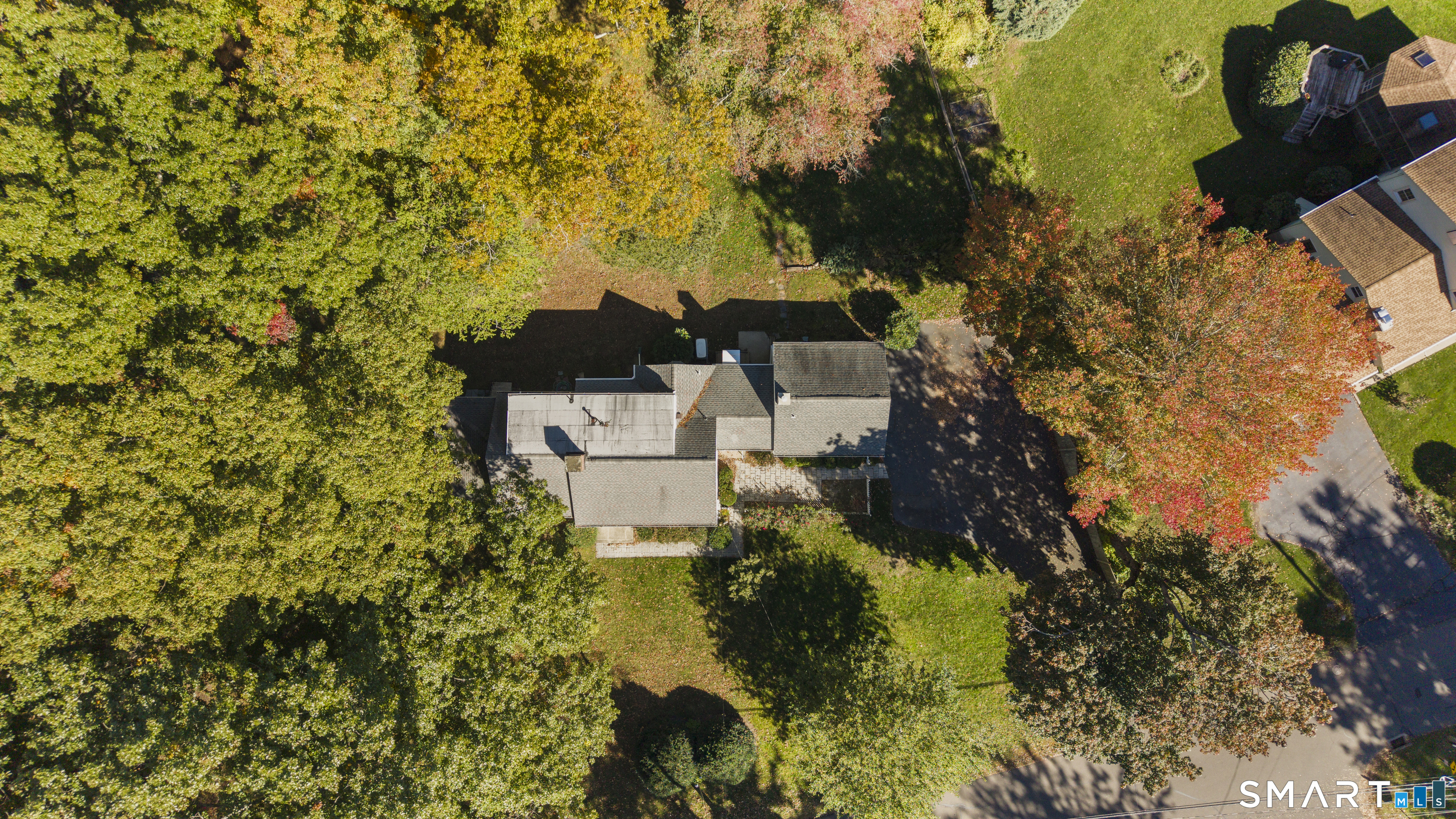 31 Pawson Road Branford CT 06405