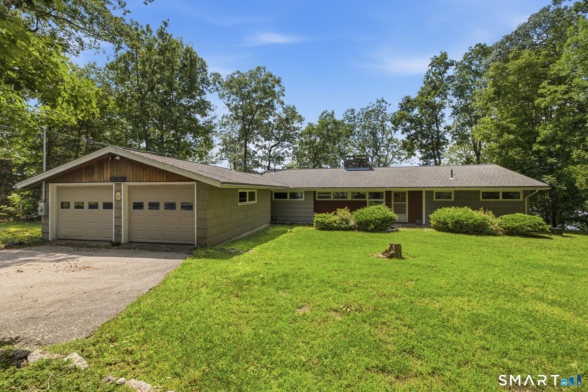 21 Hickory Lane East Haddam CT 06423