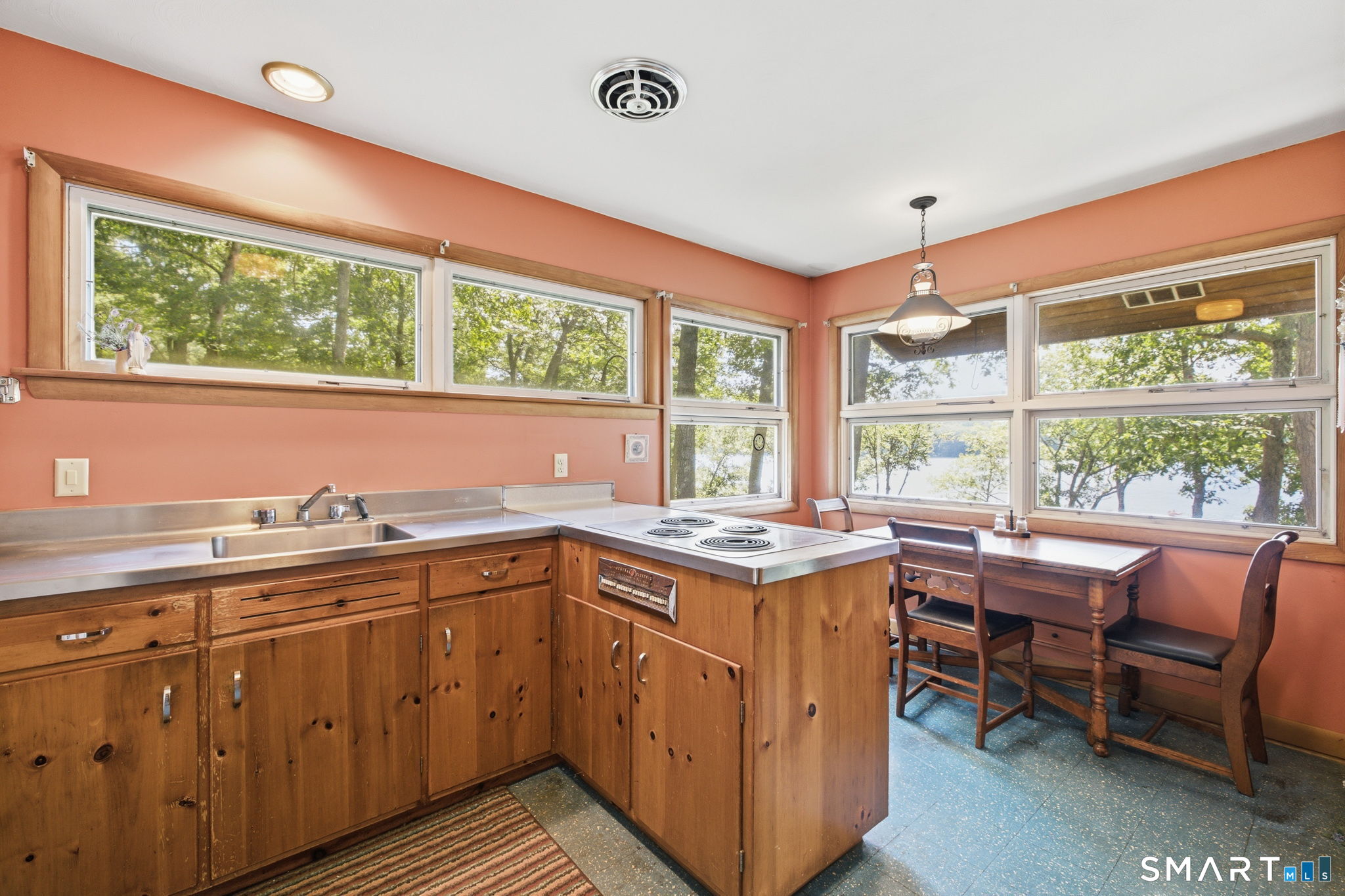 21 Hickory Lane East Haddam CT 06423