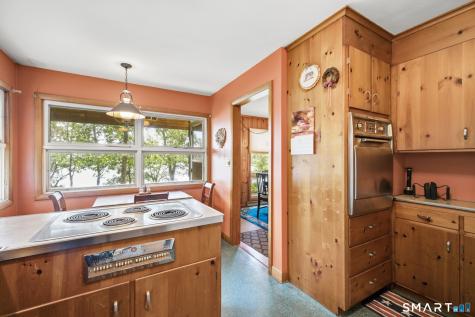 21 Hickory Lane East Haddam CT 06423