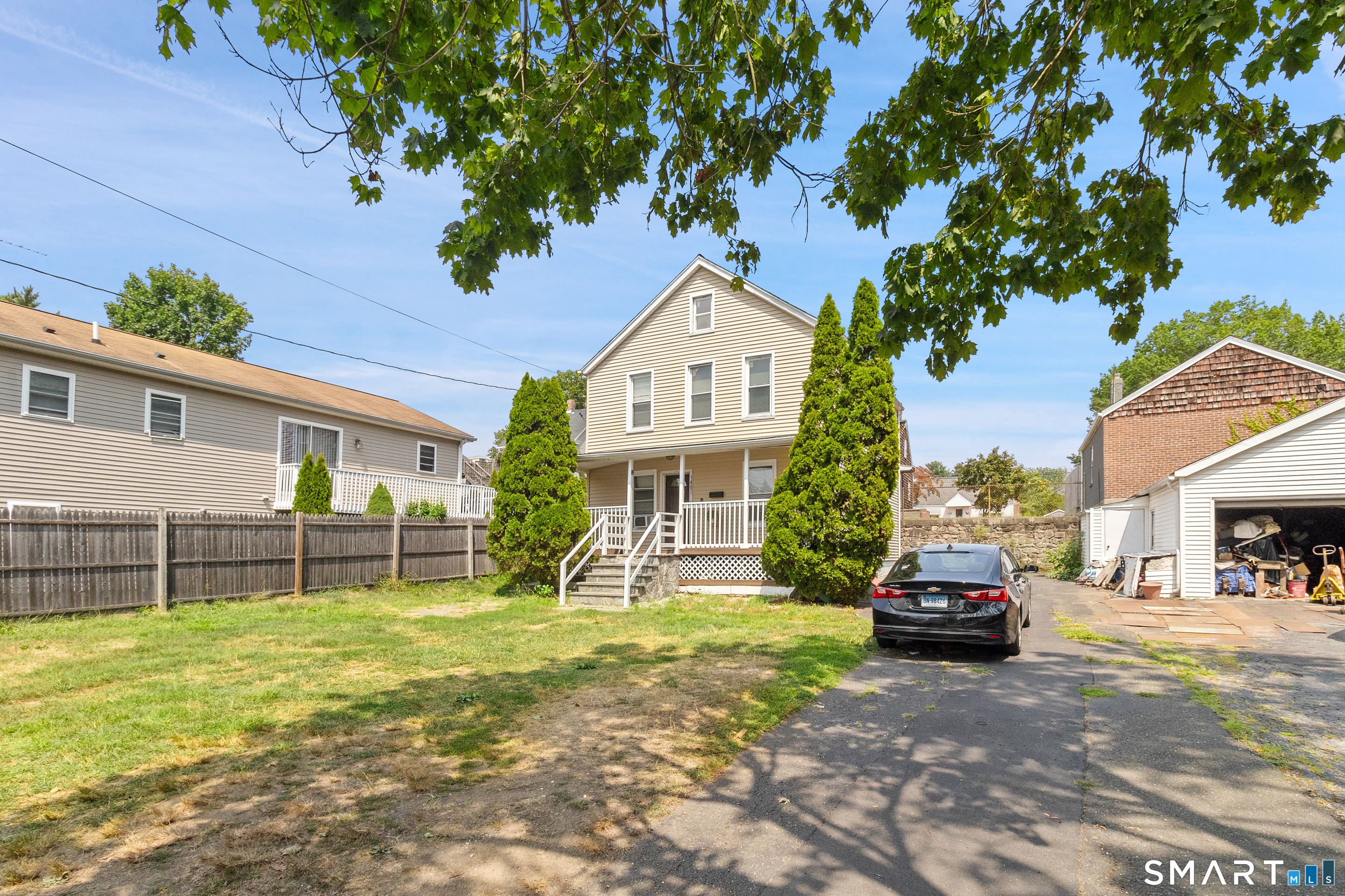 1406 Wood Avenue Bridgeport CT 06604