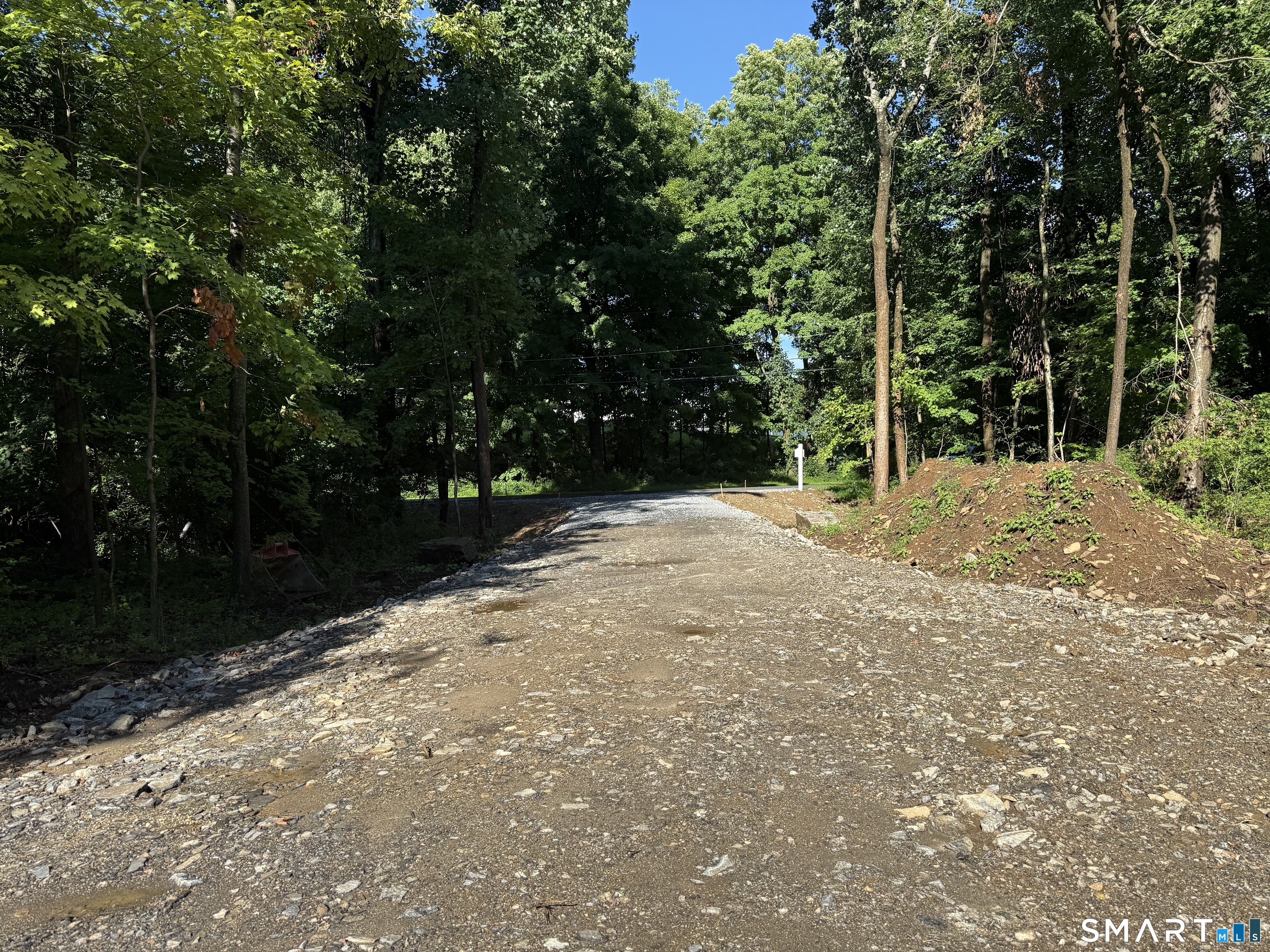 185 Old Woodbury Road Southbury CT 06488