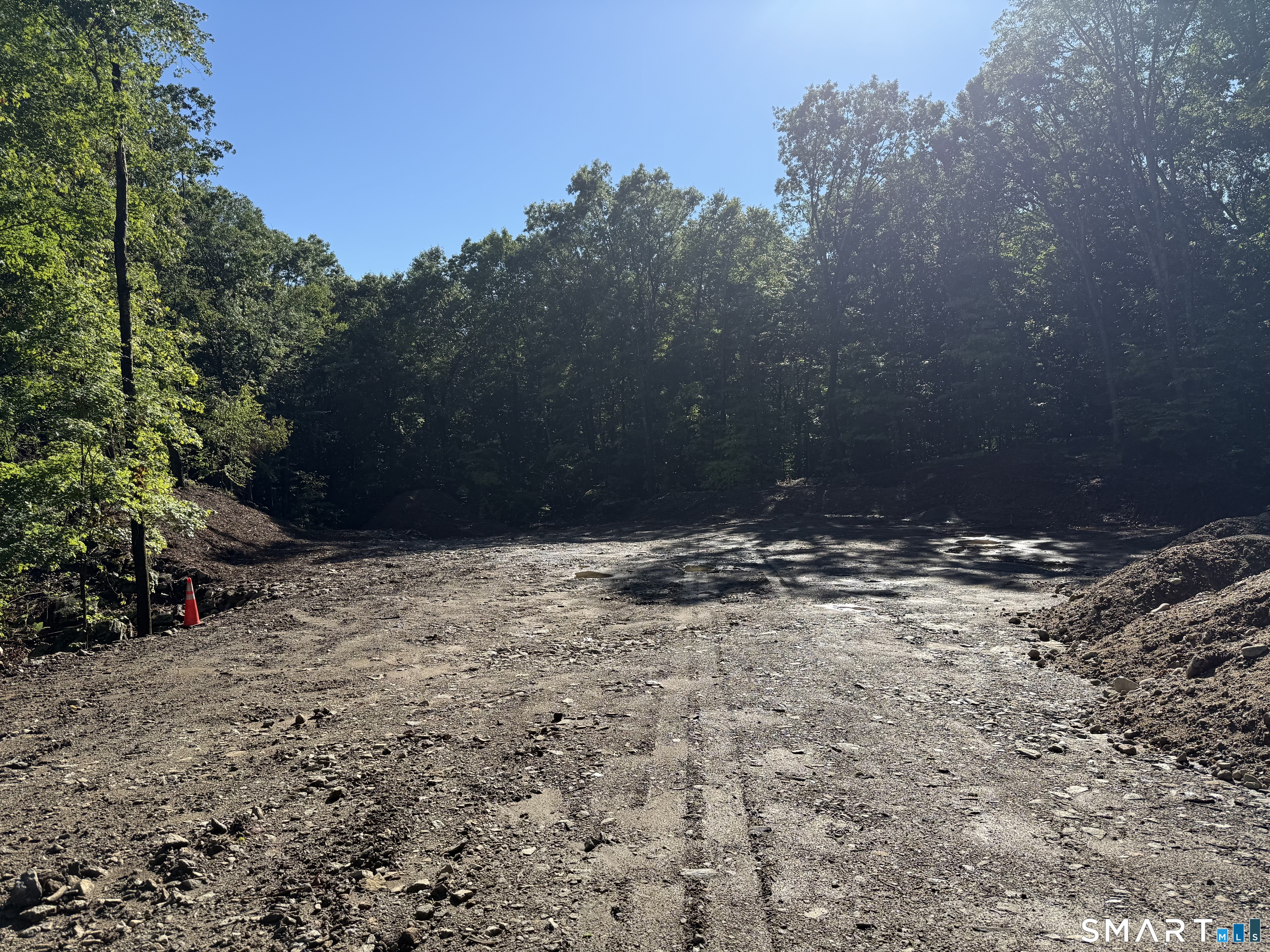 185 Old Woodbury Road Southbury CT 06488