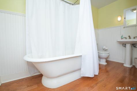 220 High Street Wallingford CT 06492
