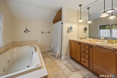 130 Fairhaven Drive Middlebury CT 06762