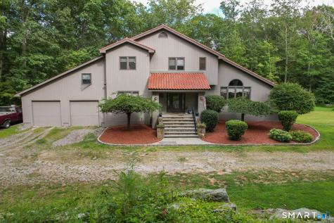 130 Fairhaven Drive Middlebury CT 06762
