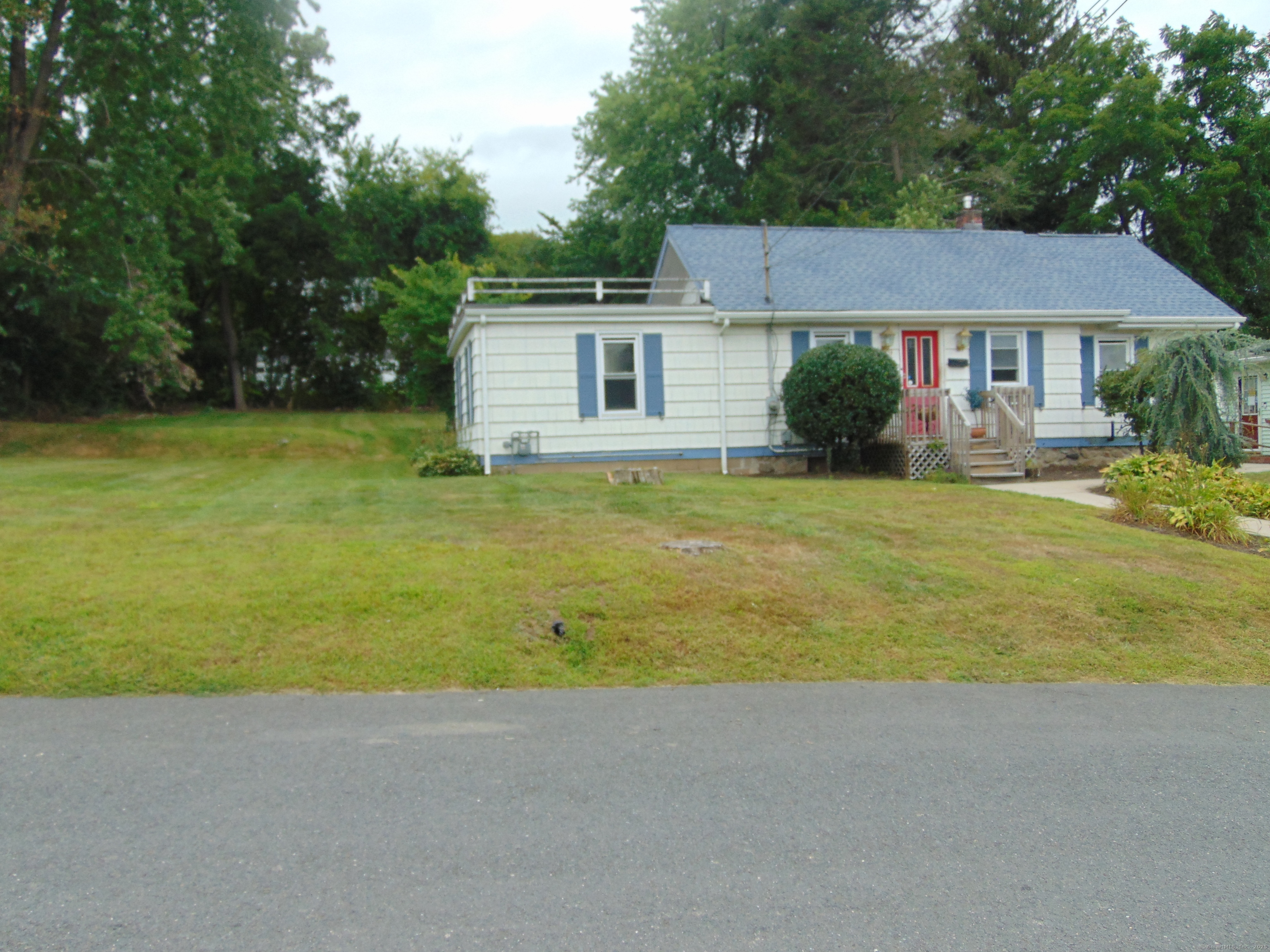 139 Chester Avenue Waterbury CT 06704