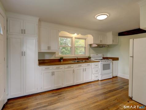 172 Four Rod Road Berlin CT 06037