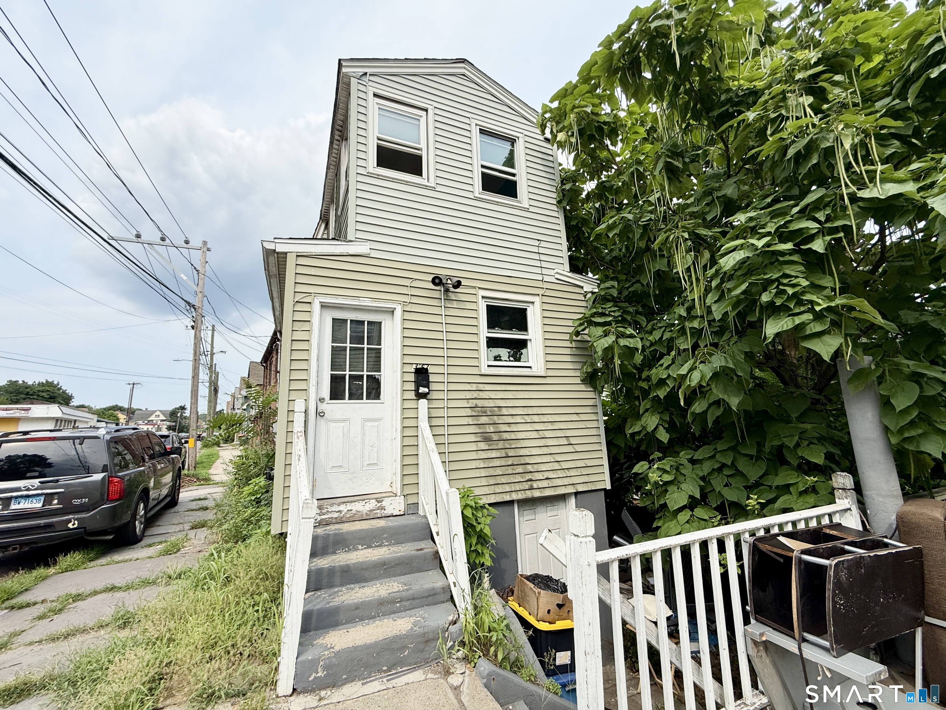387 Colony Street Meriden CT 06451