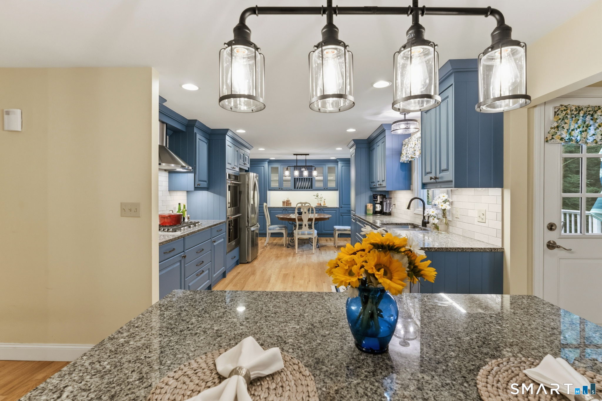 9 Banks Road Simsbury CT 06070