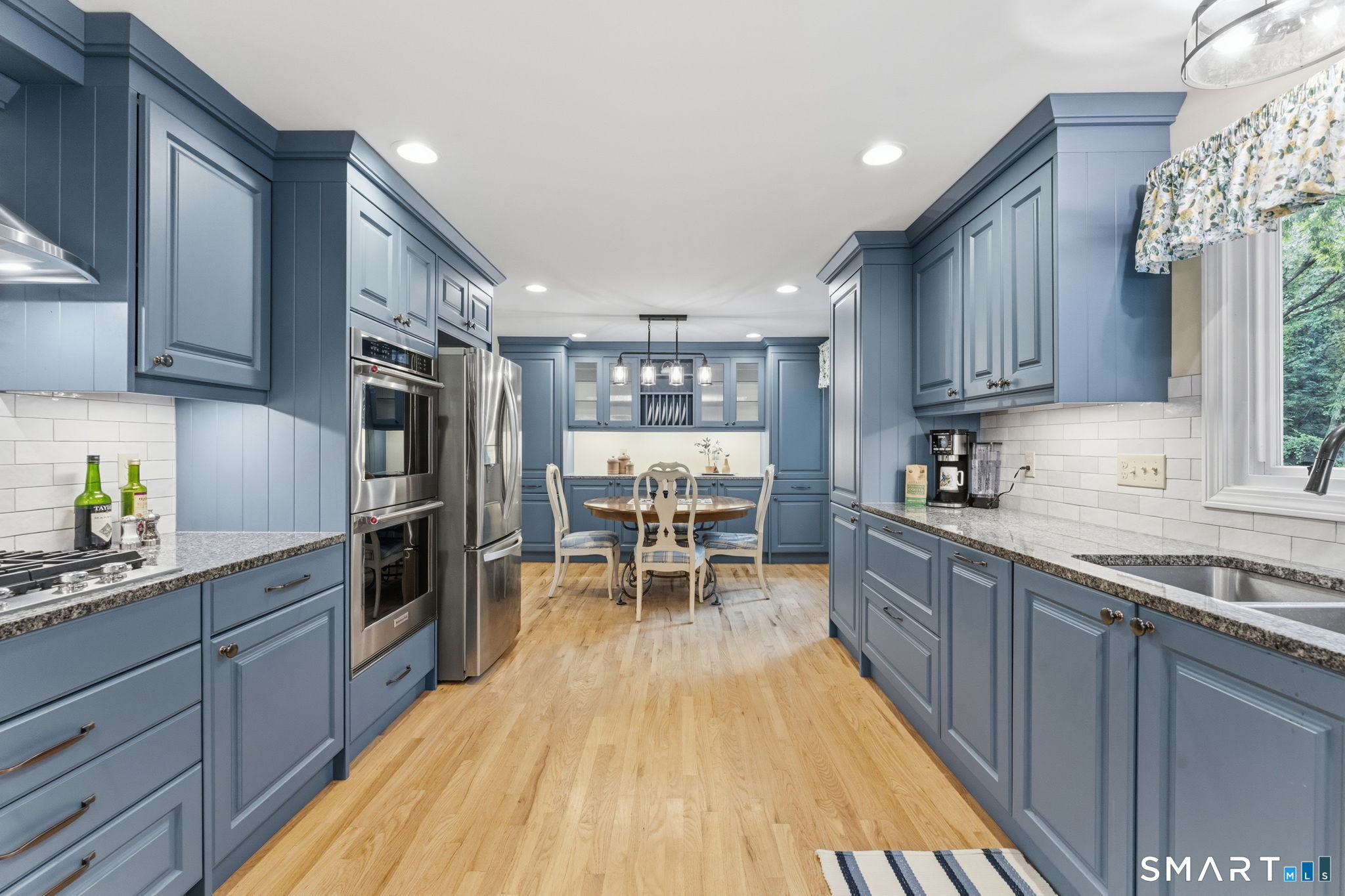 9 Banks Road Simsbury CT 06070