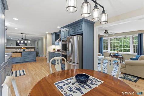 9 Banks Road Simsbury CT 06070