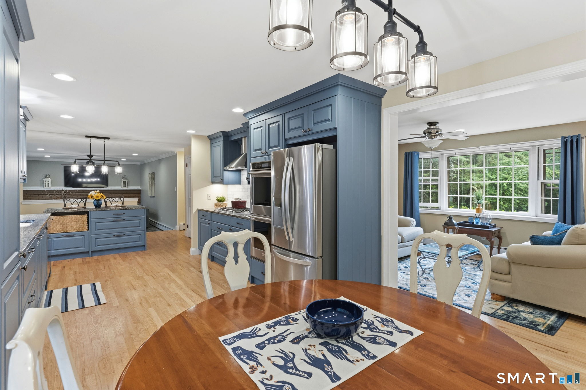 9 Banks Road Simsbury CT 06070