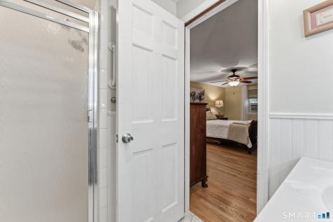 9 Banks Road Simsbury CT 06070