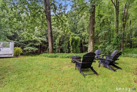 9 Banks Road Simsbury CT 06070